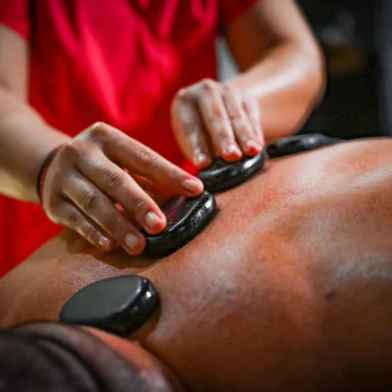 Voucher masaż gorącymi kamieniami