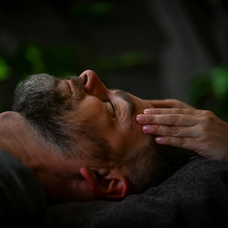 Voucher rytuał Vitality (kobido, gua sha) dla mężczyzn